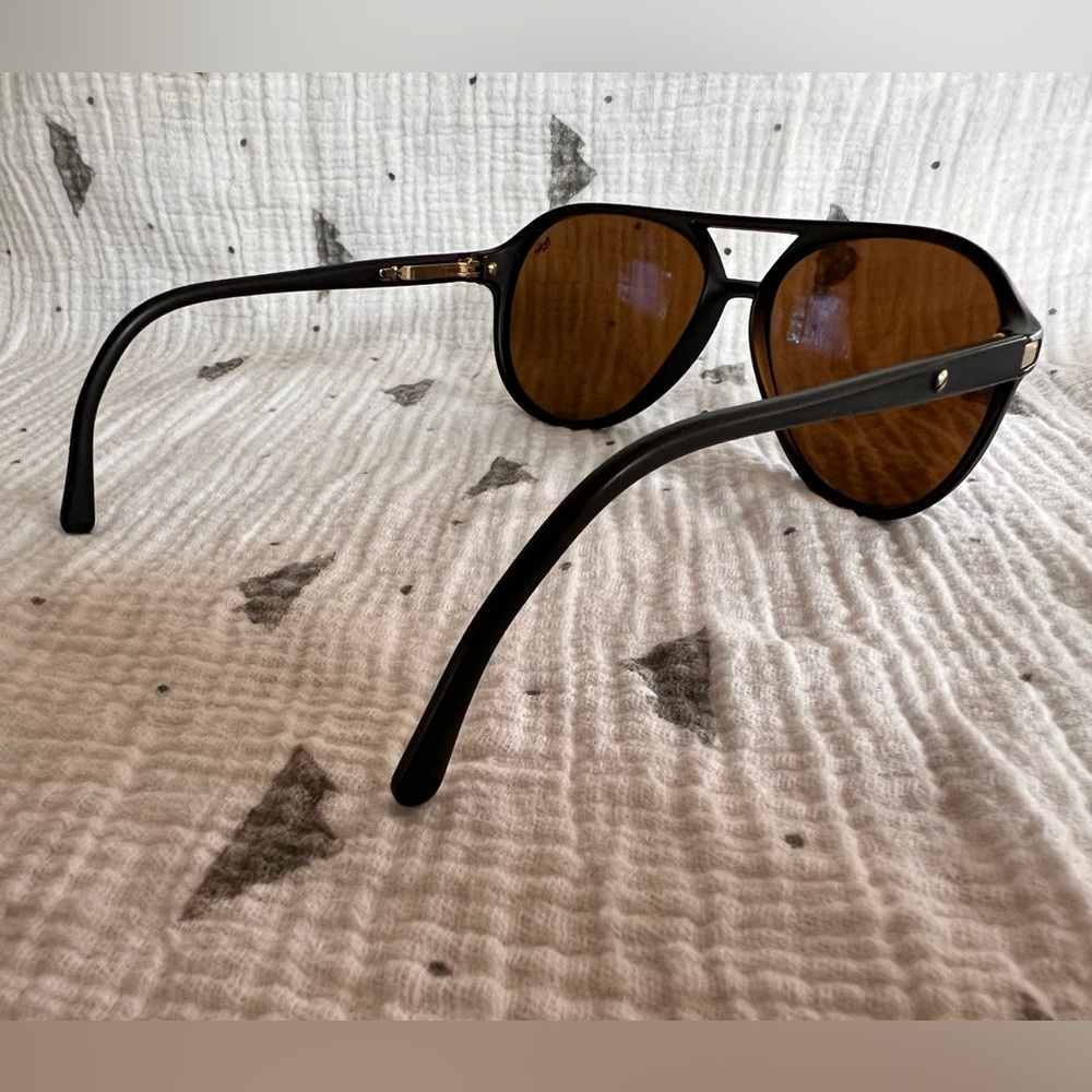Vintage REVO H20 Double Bridge Sunglasses with Glass Lenses Black Frame - Picture 9 of 9